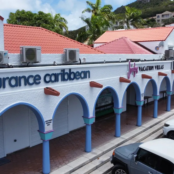 Plaza Del Lago — Commercial Exterior